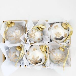 New! Crate&Barrel Metallic & Clear Glass Snowflake Ornament Set of 6